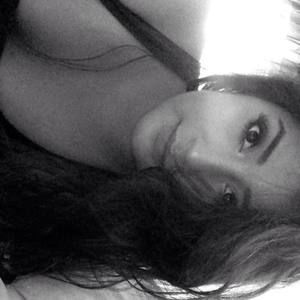 Meet your Posher, Selena